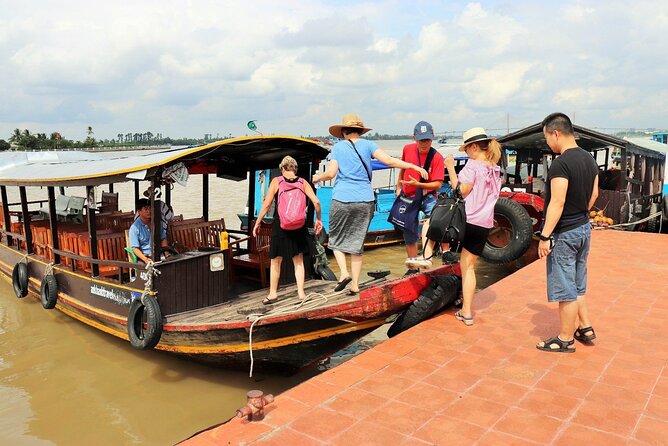 Standard 1 Day Cu Chi Tunnels & Mekong Delta - Price and value for a one-day Cu Chi and Mekong Delta combo