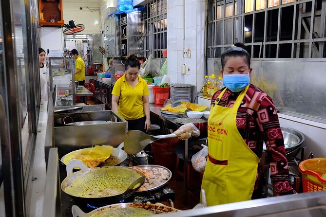Super Niche Walking Street Food Tour in Ho Chi Minh City - The 10 Tastings and Beer: How to Pace Yourself