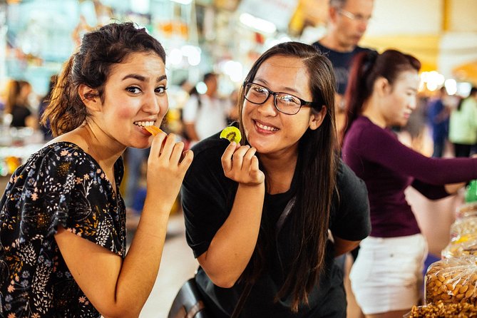The 10 Tastings of Ho Chi Minh City With Locals: Private Street Food Tour - Saigon Square 3 salad: sour-sweet-spicy with extra crunch