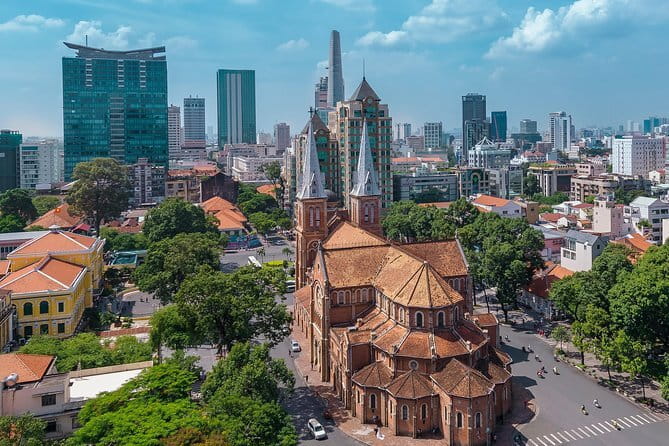 The Best of Saigon: Private City Tour (Flexible Day & Half-Day) - Jade Emperor Pagoda: a peaceful break from the street noise