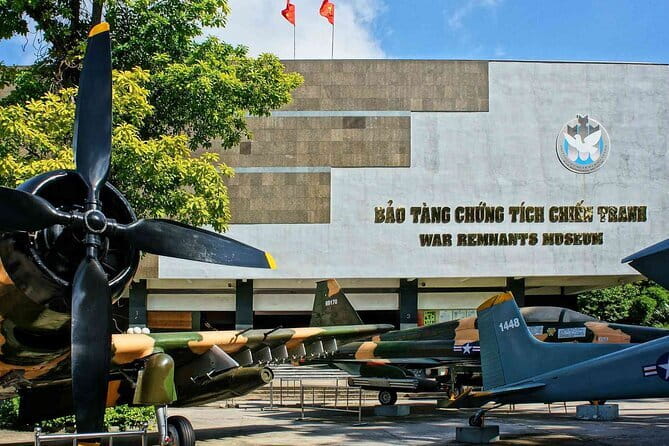 The Best of Saigon: Private City Tour (Flexible Day & Half-Day) - The Dai Viet lacquer workshop: craft you can understand in real time