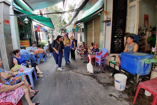 Three Coolest Neighborhoods in Saigon - What makes the guides matter on this tour