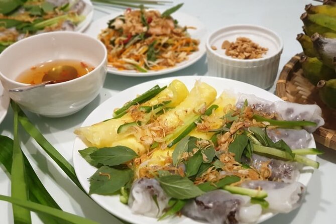 Top-rated Home Cooking Class with a River View AC Kitchen - How dietary needs are handled (and why it matters)