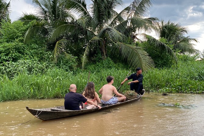 VIP Mekong Delta Adventure Cycling & Kayaking - Private Day Trip - Vinh Trang Pagoda: a major temple pause mid-day