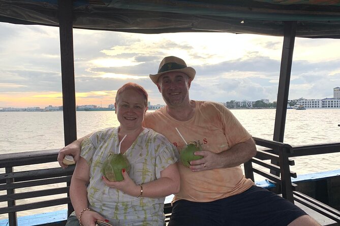 VIP Mekong Delta Adventure Cycling & Kayaking - Private Day Trip - The morning start in Ho Chi Minh City: pickup and travel time