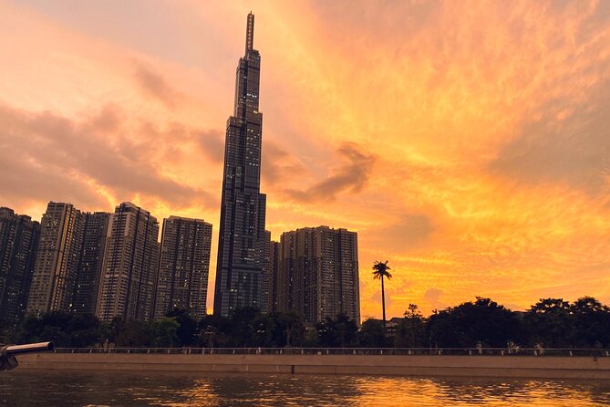 VIP Tour in Saigon: Romantic Sunset Cocktail by SpeedBoat - Price and value: is $230 a good deal?